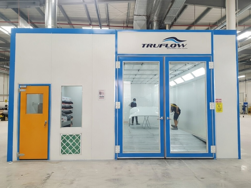 Truflow-Elite-MK1-and-Paint-Mix-Room