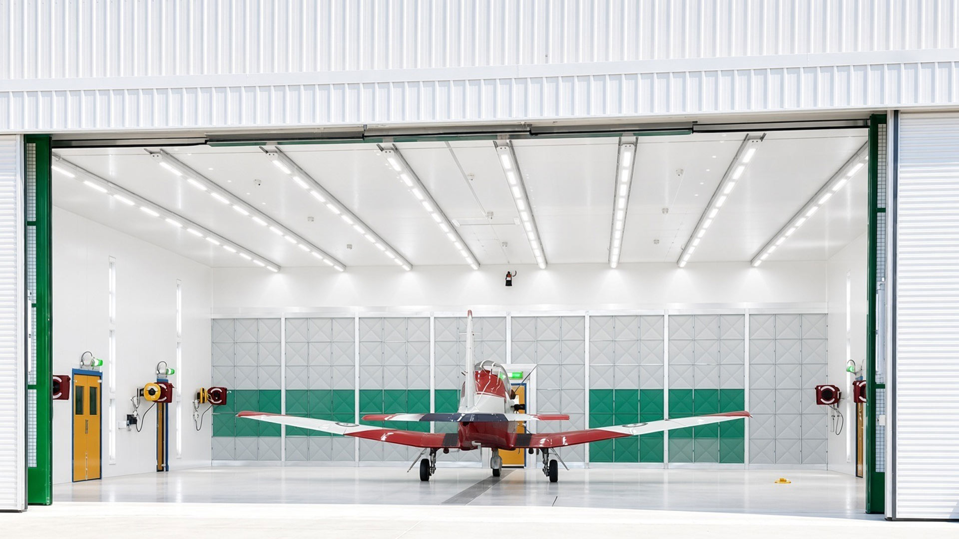 Truflow-Front-View-of-Hanger-RAAF-Pearce-WA